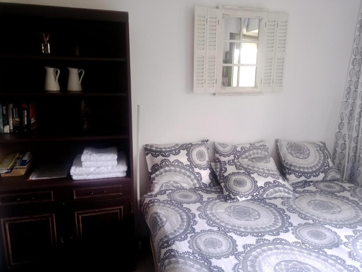 Pokoj W Domu Z Duzym Ogrodem Cracovie Extérieur photo